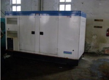 枣庄康明斯150kw大型柴油二手发电机组